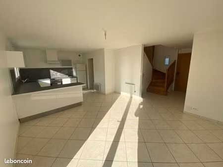 maison à louer centre bourg