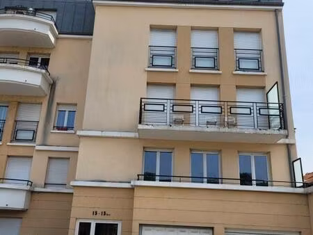location appartement 2 pièces 41 m² à corbeil-essonnes (91100)