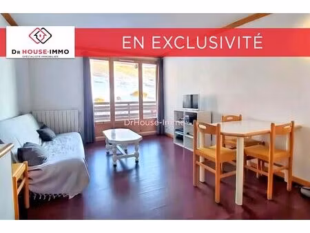 meublé 2 pièces avec balcon  casier à skis  garage et piscine