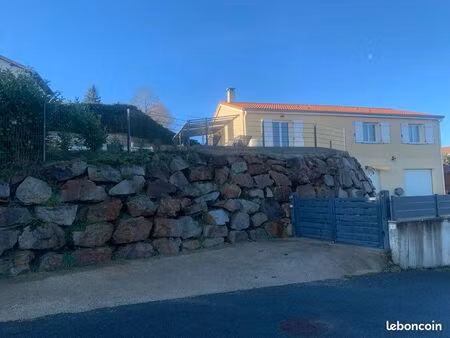 maison avec piscine garage salle de jeux