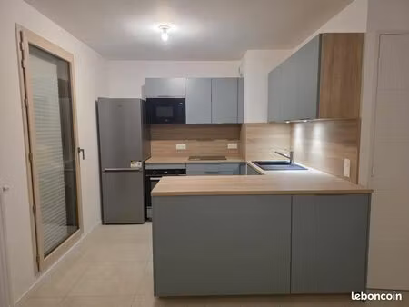 t3 neuf avec terrasse 25m2  cellier  balcon  double garage  grande cave  local vélos annec