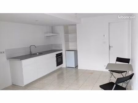 appartement t2 lumineux 45 m² – refait à neuf – centre de brigueuil – sans frais d’agence