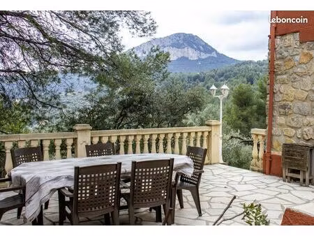 appartement t3 meublé 55 m² en rez-de-jardin avec piscine