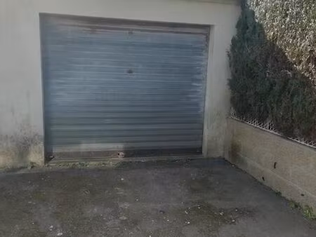 loue garage