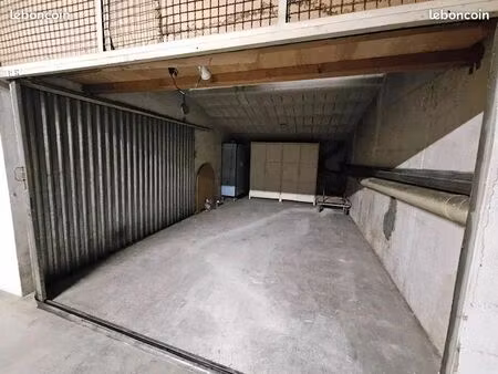 location de garage - box 30m2