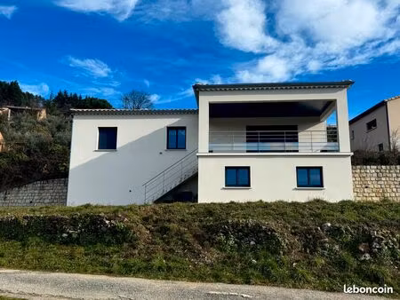 maison 4 pièces 96 ㎡ rocher