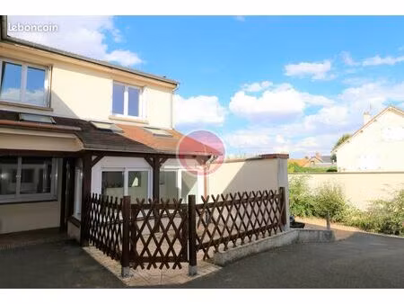 maison de ville 4 pièces 77 m²