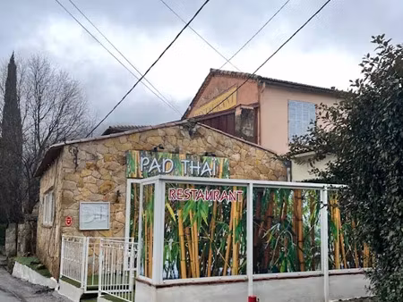 vente locaux professionnels 165 m² à cabasse (83340)  330 000 €