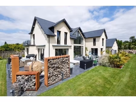 a mi chemin entre honfleur et trouville sur mer - masion contemporaine d'architecte- 228 m