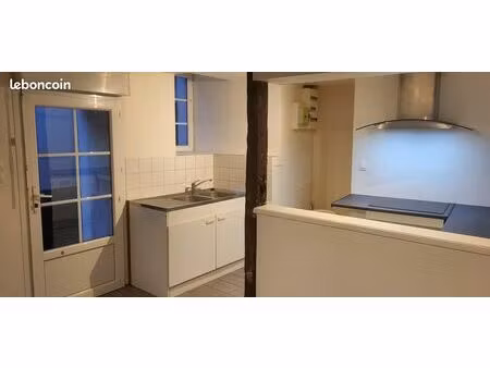 appartement t4 rénové – 3 chambres – précigné centre