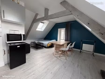 studio meublé - 16m2 - centre historique - saint-omer
