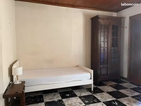 studio chez l'habitant