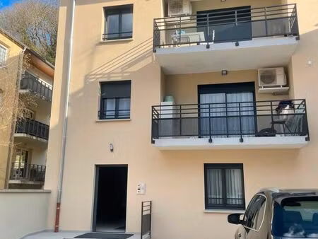 location appartement à la tour du pin centre