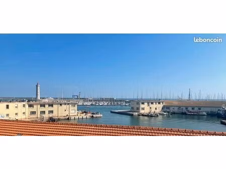 f2 meublé sète proche centre et vue phare