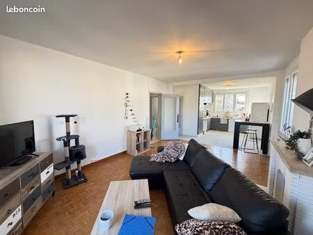 appartement t3 lumineux 86 m2