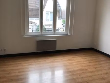 appartement 5mn à pied de l'arrêt de tram brossolette