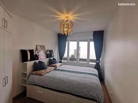 chambre 1 pièce 11 m²