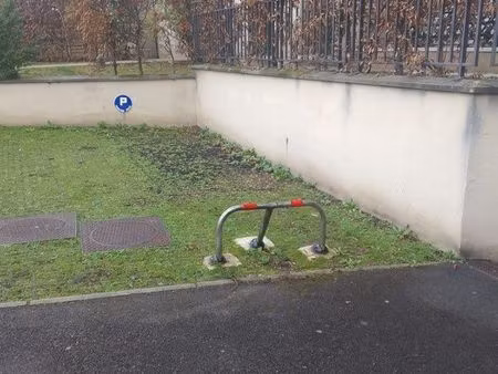 place parking privative enghien