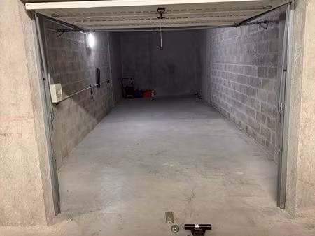 location garage double double en enfilade