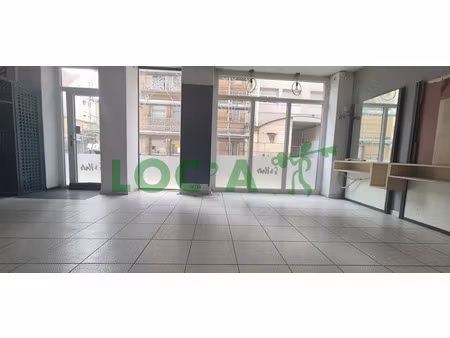 location locaux professionnels 32 m² à dijon (21000)  600 €