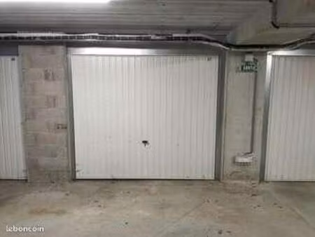 garage/box 25 m² montbeliard