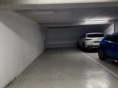 2 places de parking pmr tandem sous-sol