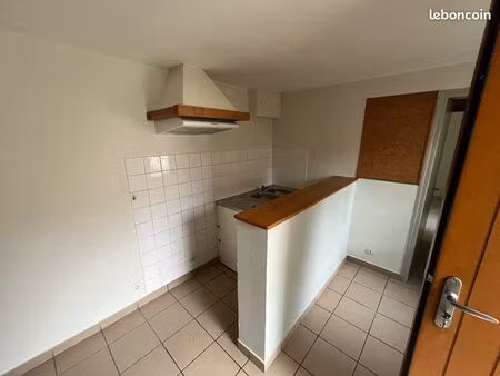 à louer appartement f1 au creusot