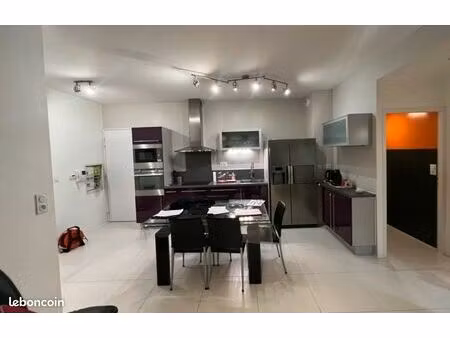 appartement 3 pièces 65m²