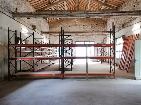 location espace de stockage