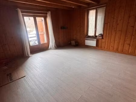 grand t2 avec terrasse morteau