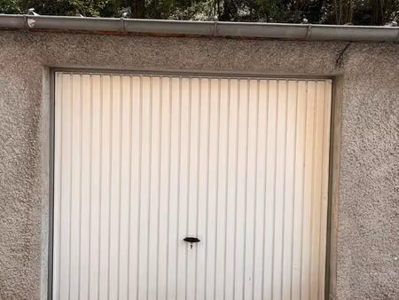 garage à louer