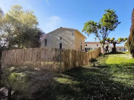 ? maison meublée rénovée au calme et dans la nature – clérac (17)