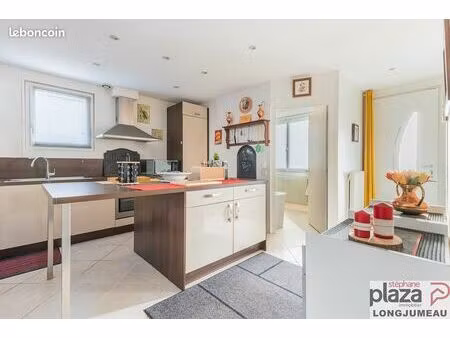 maison 4 pièces 85 m²