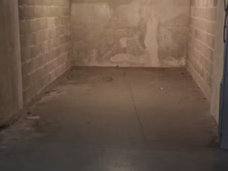 garage à louer