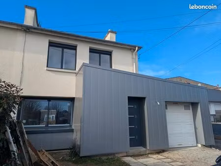 ? maison rénovée – 4 chambres – belles prestations – proche centre et écoles