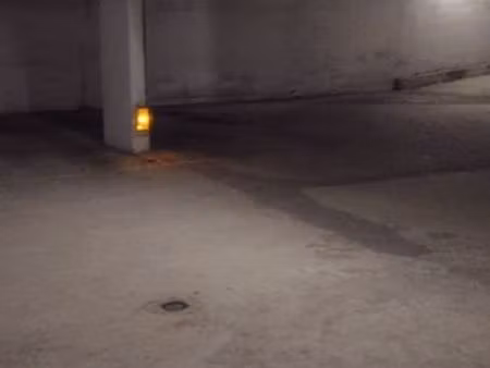 place de parking en sous sol