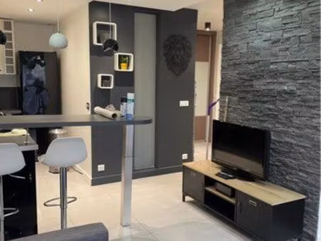 appartement 2p + parking privé + jardin privatif