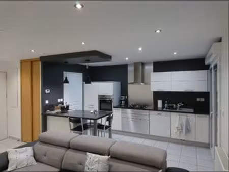 location appartement t2 centre yssingeaux 43200