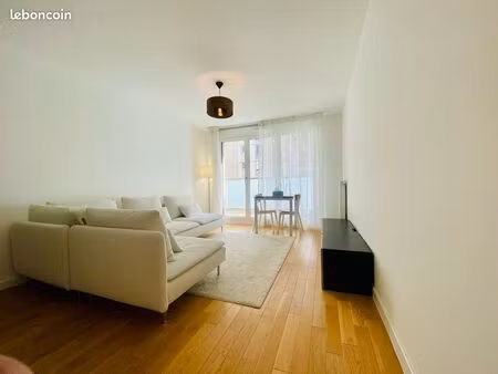 issy-les-moulineaux - 2 pièces meublé de standing avec balcon & parking