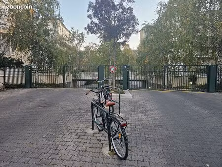 parking sécurisé bordeaux – proche tram stalingrad– 85 euros