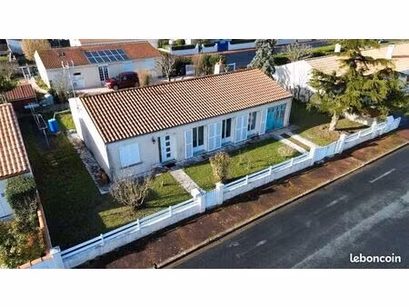 maison de plain-pied à aytré - 105 m²