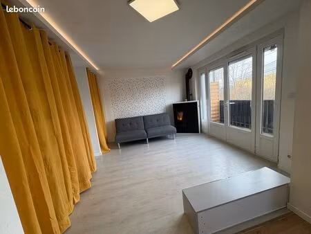 grand t2 eau et électricité comprises