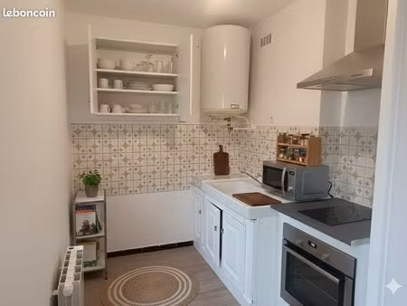 studio 1 pièce 27 m²