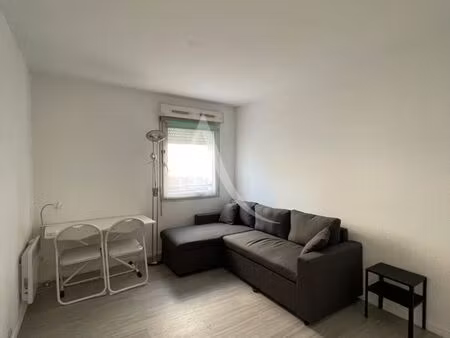studio 1 pièce 18 m²