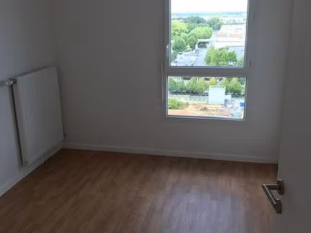 appartement 3 pièces evry courcouronnes centre ville