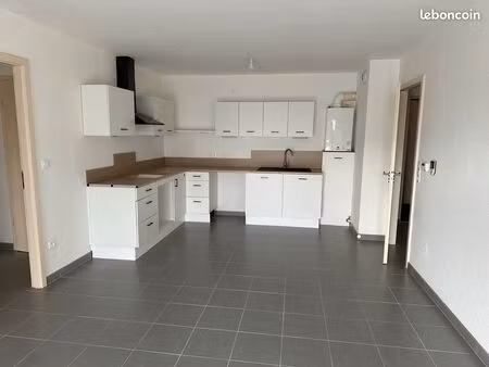 beau 3 pièces à entzheim avec terrasse  parking et garage