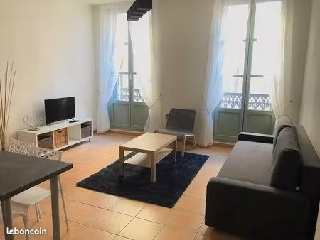 t3 lumineux centre ville proche place puget