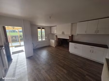 maison a louer la gueroulde