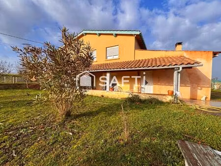 volumes généreux  terrain arboré de 1 500 m² et projet locatif envisageable