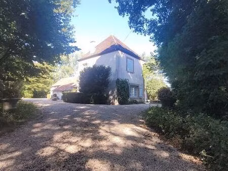 vente en toute discretion belle propriété 271m² + dép 81m² / 3539 m²